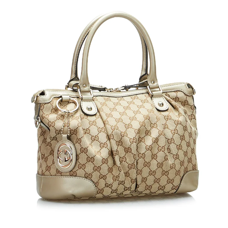 Ladies Gucci shoulder bags with a single - handle designGucci GG Canvas Sukey (SHG-5XQ8oh)