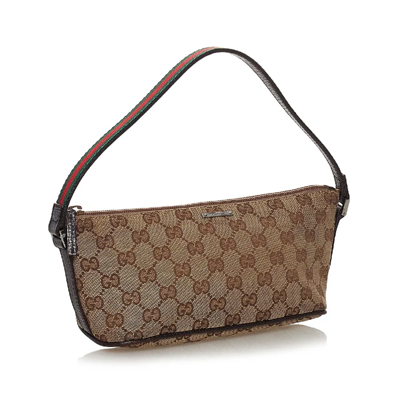 Gucci Marmont bags for women with quilted leather exteriorsGucci GG Canvas Boat Baguette (33224)