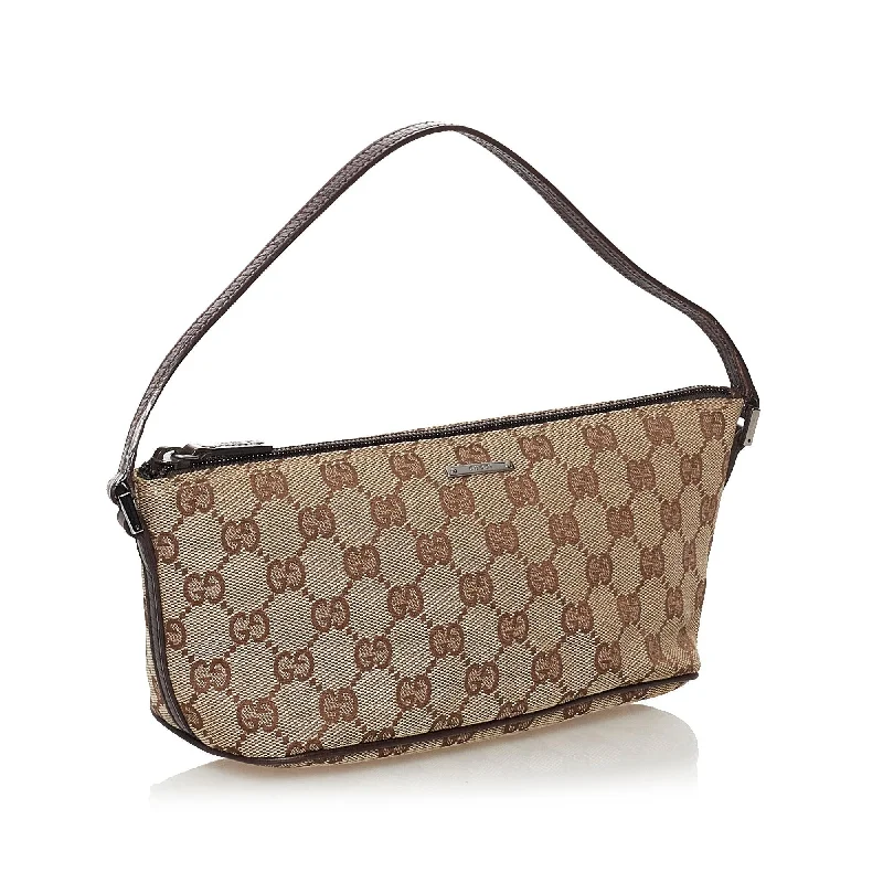 Gucci Marmont bags for women with a contrast - colored interiorGucci GG Canvas Boat Baguette (31393)