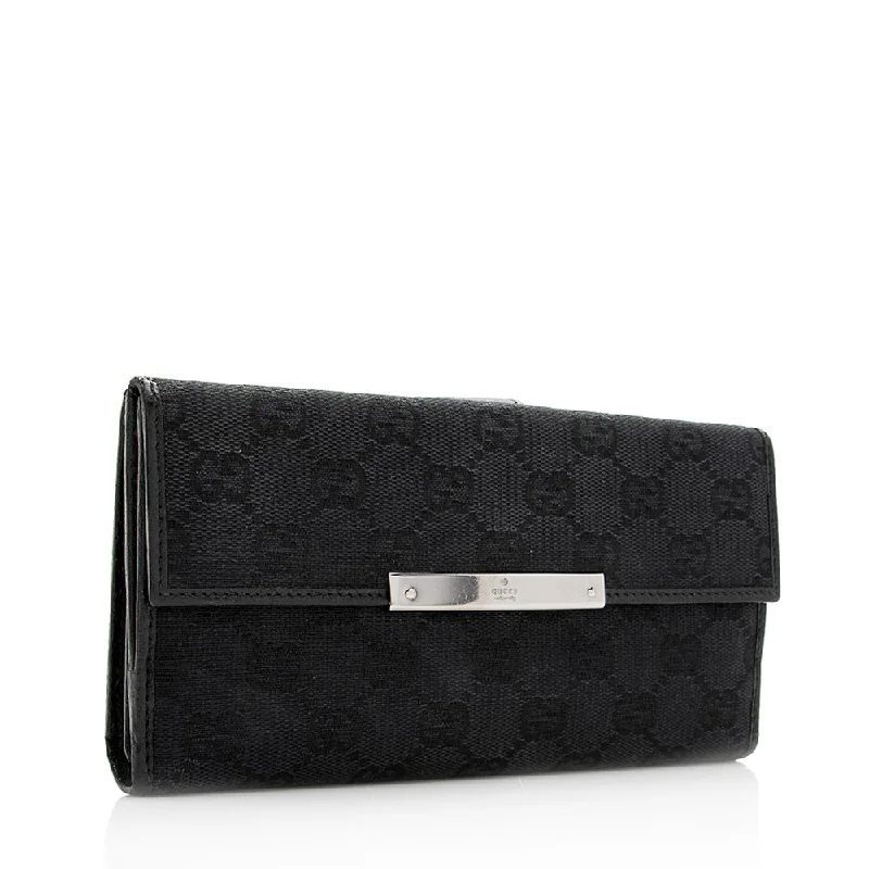 Women Gucci bags with a detachable mobile phone holderGucci GG Canvas Flap Continental Wallet - FINAL SALE (SHF-19909)