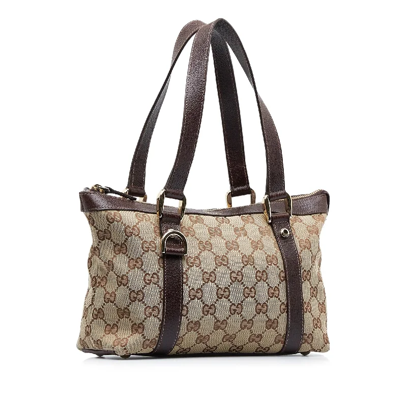 Women Gucci bags with a snap - button closure and a decorative charmGucci GG Canvas Abbey D-Ring Handbag (SHG-UGK58w)