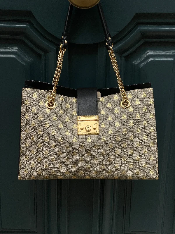 Ladies Gucci shoulder bags with a wide - width strapGucci - Sac cabas Padlock Monogramme, édition limitée bees