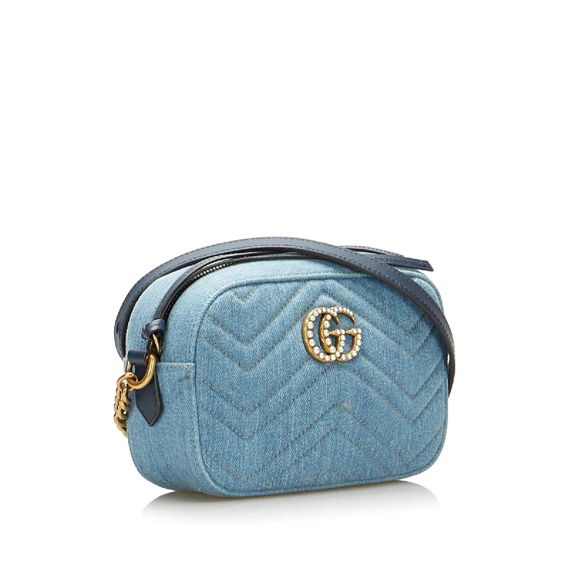 Medium - sized Women Gucci handbags for everyday useGucci Pearly GG Marmont Matelasse Crossbody Bag (SHG-PJCqOG)