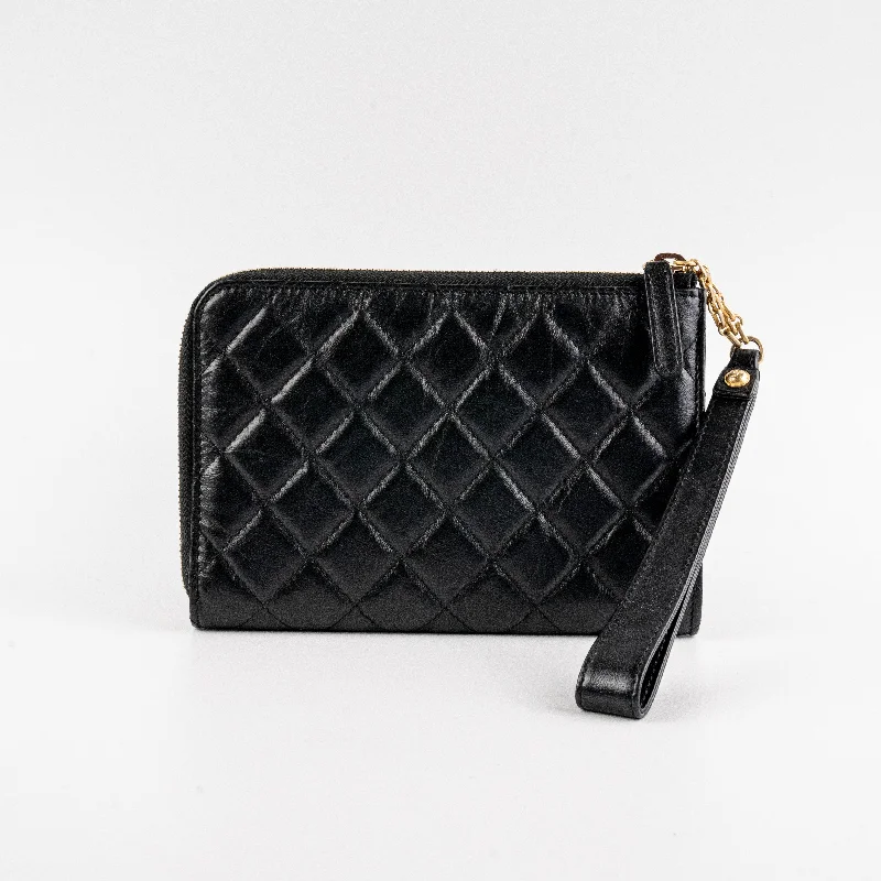 Chanel Chain Strap Handbag for Everyday UseChanel Reissue Wristlet Wallet Black