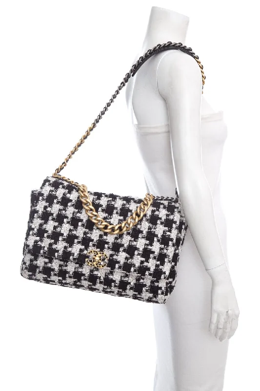 Chanel Limited Edition Handbag for CollectorsChanel 2020 19 Black & White Tweed Maxi Handbag