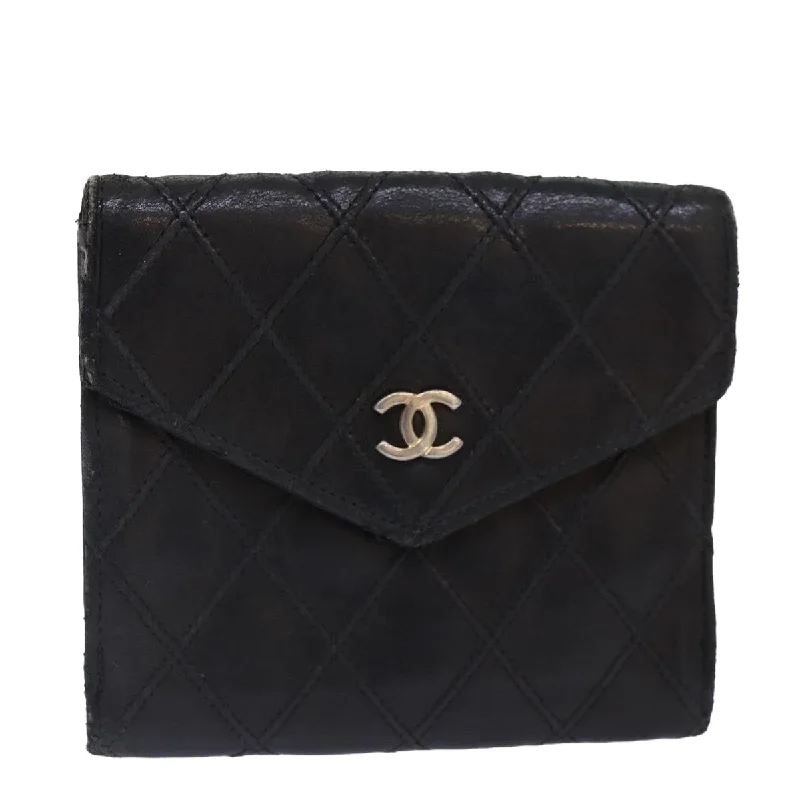 Chanel Chain Strap Handbag for Everyday UseCHANEL Bicolore Wallet Leather Black Gold CC  bs16876