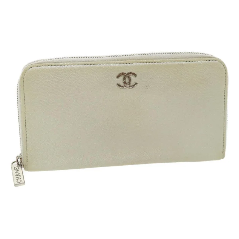 Chanel Chain Strap Handbag for Everyday UseCHANEL Caviar Skin Long Wallet Leather Silver CC  am2797g