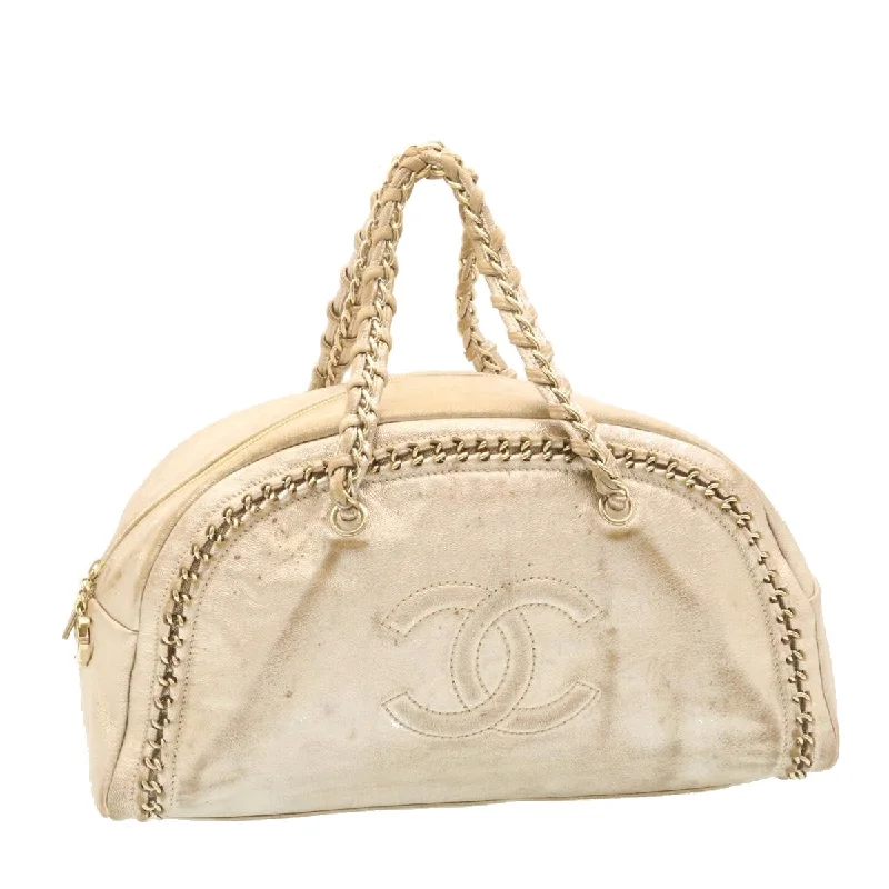 Chanel Chain Strap Handbag for Everyday UseCHANEL Caviar Skin Tote Bag Leather White CC  28380A