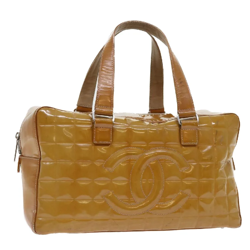 Chanel Vintage Inspired Handbag for Retro LoversCHANEL Choco Bar Line Shoulder Bag Patent leather Yellow CC  bs7801