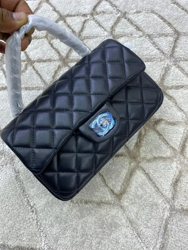 Chanel Quilted Leather Shoulder Bag for FashionistasChanel Flap Designer Bag Black With Silver Hardware