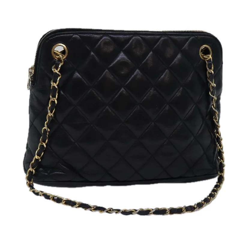 Chanel Classic Flap Bag for Evening PartyCHANEL Matelasse Chain Shoulder Bag Lamb Skin Black CC  yk13018