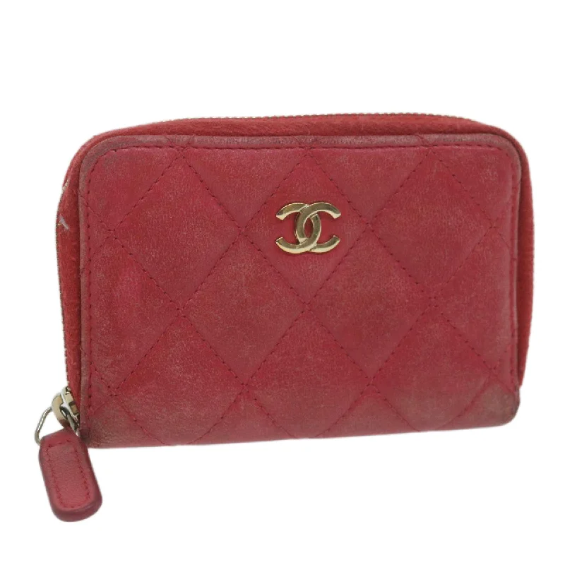 Chanel Handbag with Adjustable Strap for ComfortCHANEL Matelasse Coin Purse Lamb Skin Red CC  65239