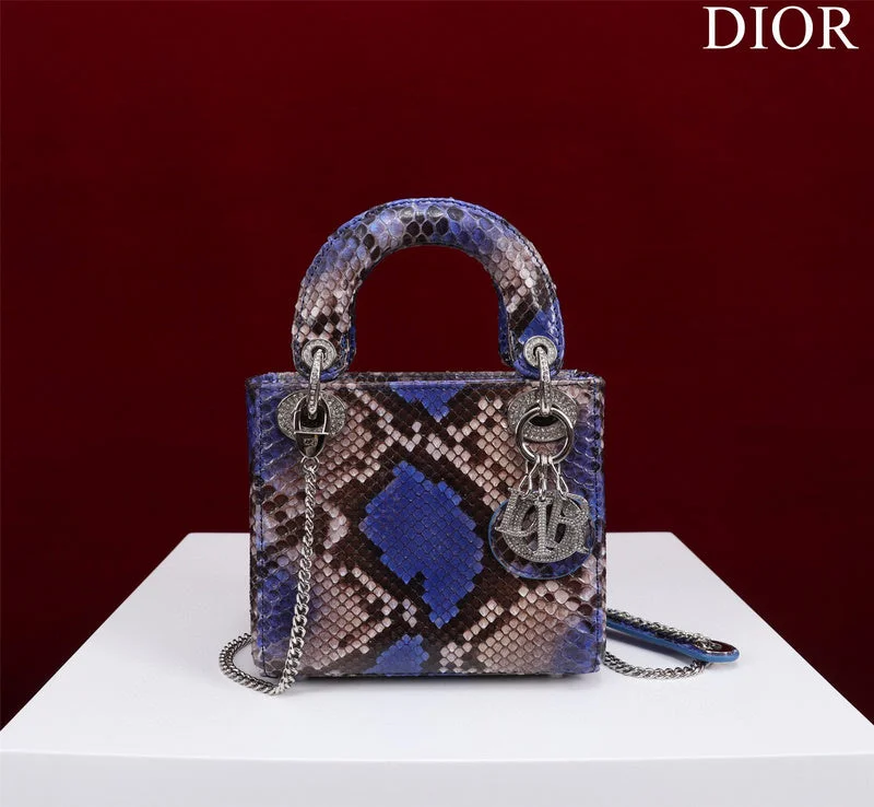 Christian Dior Saddle bags with a studded trim for a bold lookGAK BAGZ - Dior Bags - 2380