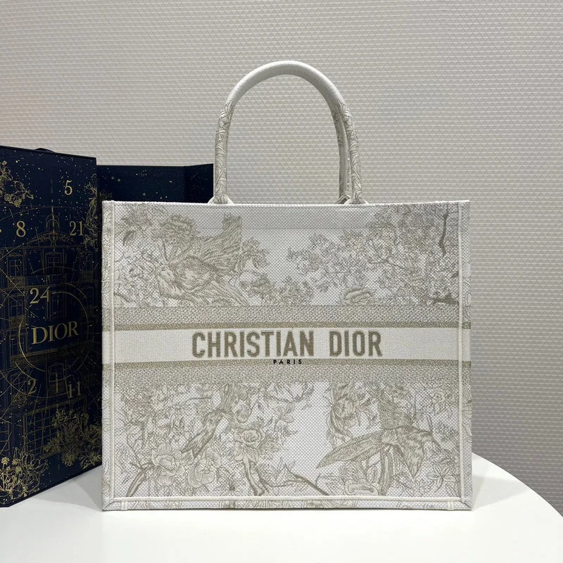 Luxury Christian Dior crossbody bags with a chain - link strapGAK BAGZ - Dior Bags - 2386