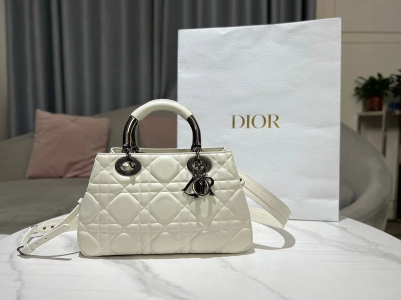 Christian Dior Saddle bags with a patent leather finish for a shiny lookGAK BAGZ - Dior Bags - 2394