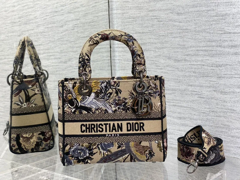 Christian Dior Saddle bags with a studded trim for a bold lookGAK BAGZ - Dior Bags - 2416