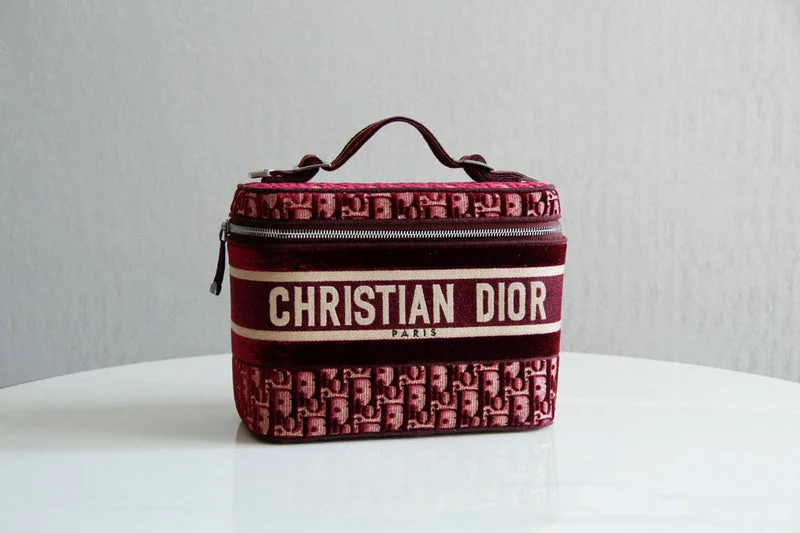 Christian Dior crossbody bags with a front - flap pocket for easy accessGAK BAGZ - Dior Bags - 2497