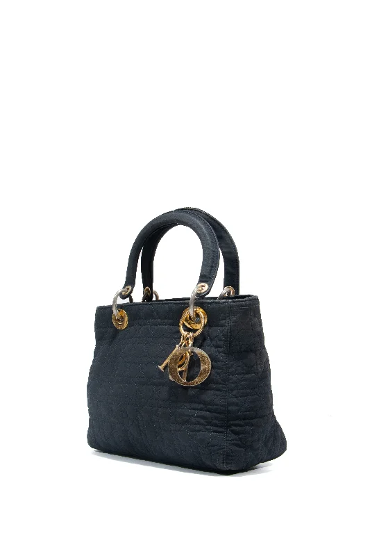 Stylish Christian Dior shoulder bags with a tassel - adorned zipperMedium Lady Dior Hand bag