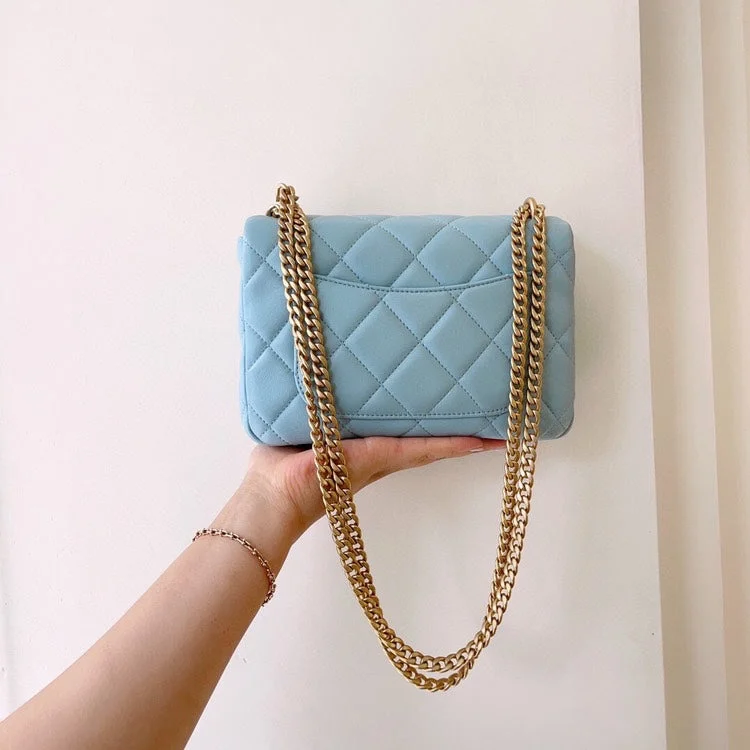 Chanel Lightweight Handbag for Daily ErrandsChanel 2022 Mini Pearl Crush Flap Bag, Blue