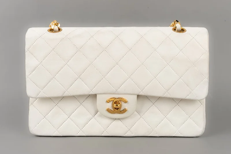 Chanel Classic Flap Bag for Evening PartySac Timeless Chanel 1986/1988