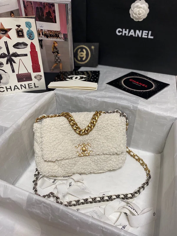 Chanel Chain Strap Handbag for Everyday UseWF - Chanel Bags - 4024