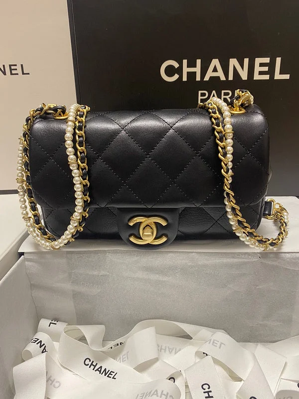 Chanel Handbag with Adjustable Strap for ComfortWF - Chanel Bags - 4075