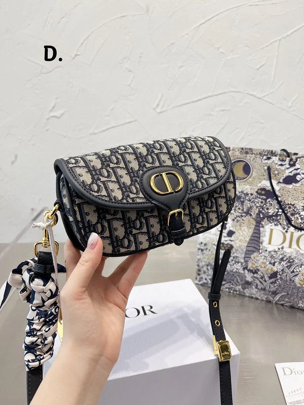 Christian Dior handbags with a detachable mirror for on - the - go touch - upsWF - Dior Bags - 267